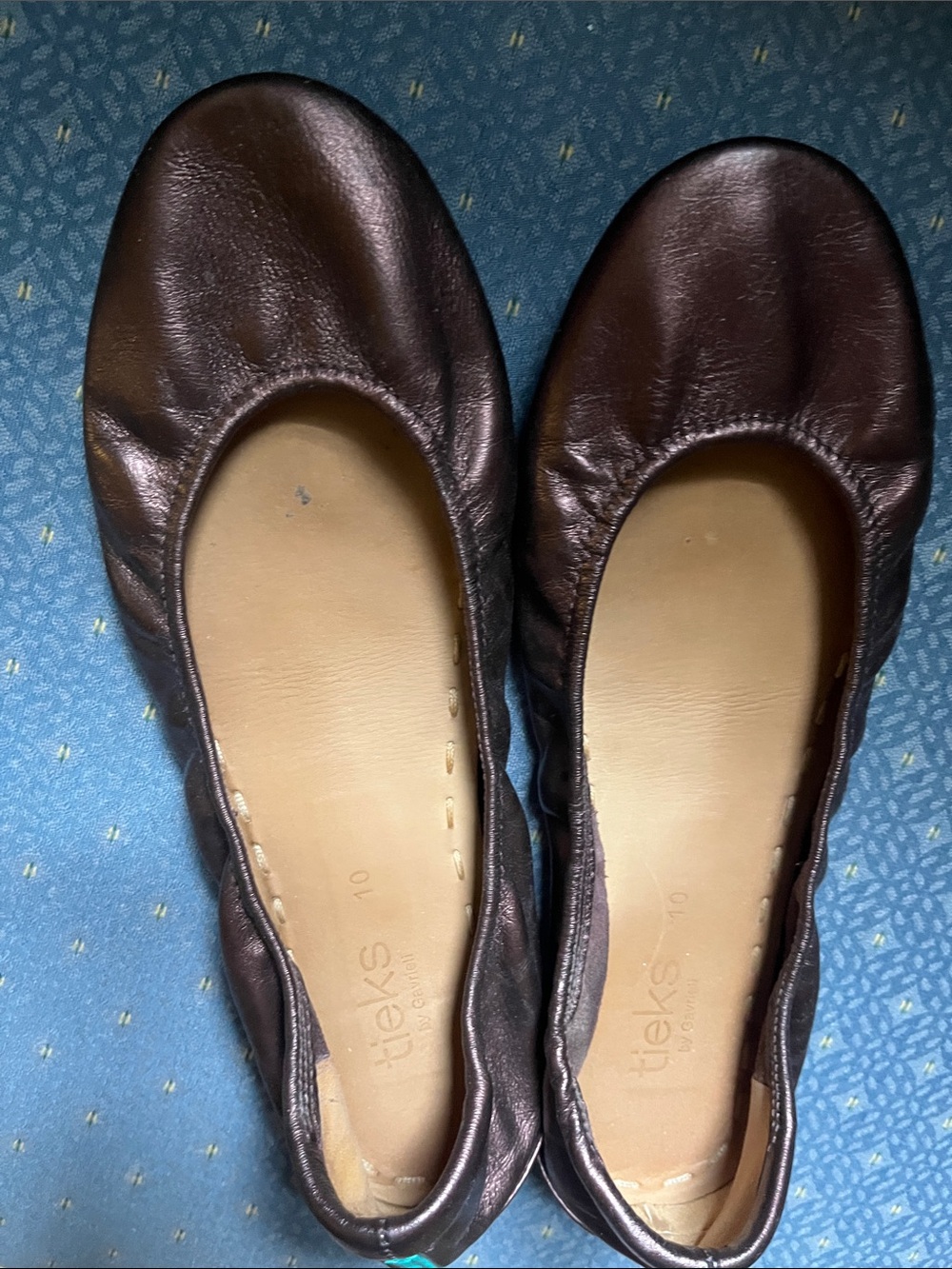 Raspberry truffle tieks - Picture 3 of 6